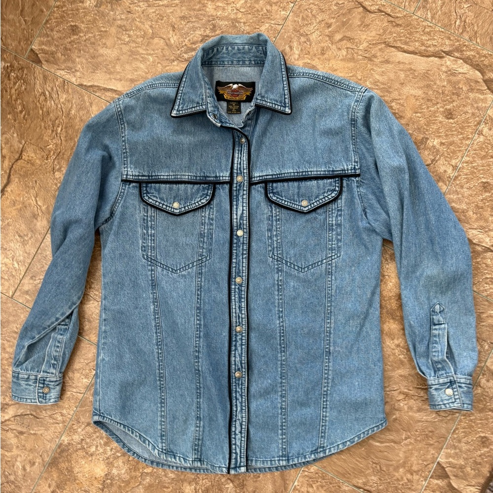HD Denim Snap-Front Shirt